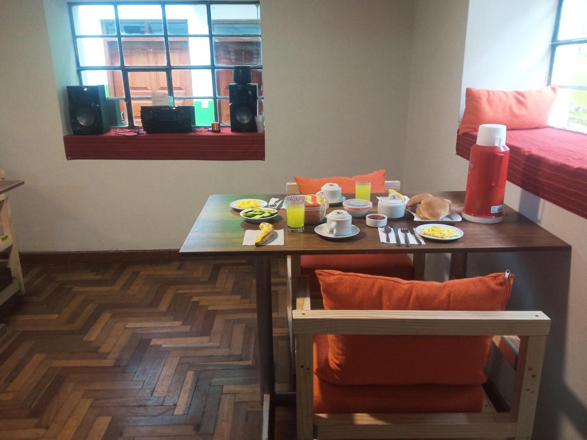 Hostel Tupac Yupanqui House Cuzco Buitenkant foto